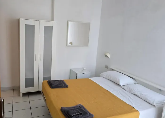 Hotel Annarita-mezza Plus- Inclusa Rimini