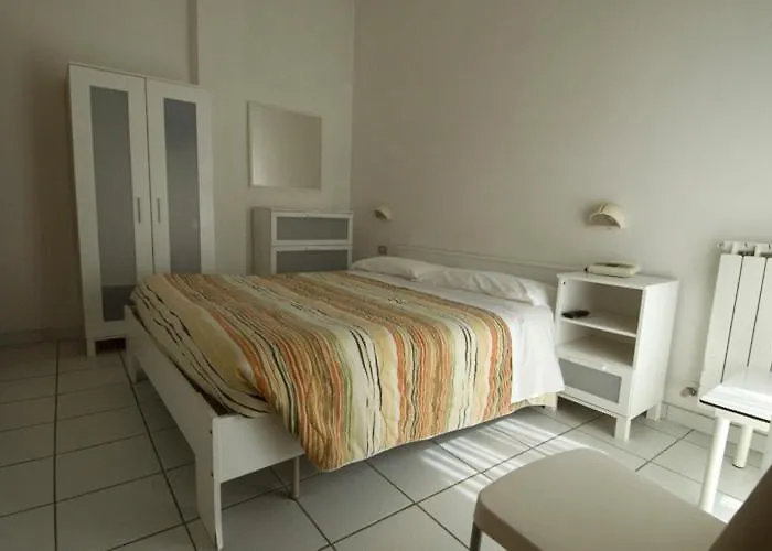Hotel Annarita-mezza Plus- Inclusa Rimini