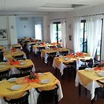 Отель Annarita-mezza Plus- Inclusa
