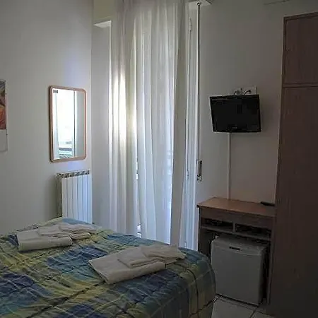 Annarita-mezza Plus- Inclusa Szálloda 2*