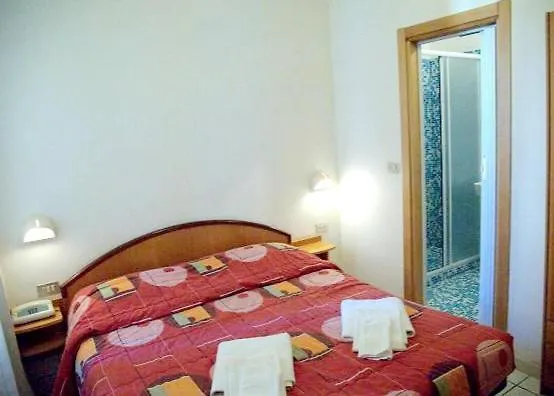 Annarita-mezza Plus- Inclusa 2*