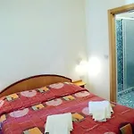 Annarita-mezza Plus- Inclusa 2*