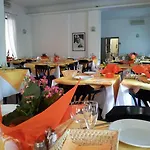 Annarita-mezza Plus- Inclusa Отель 2*