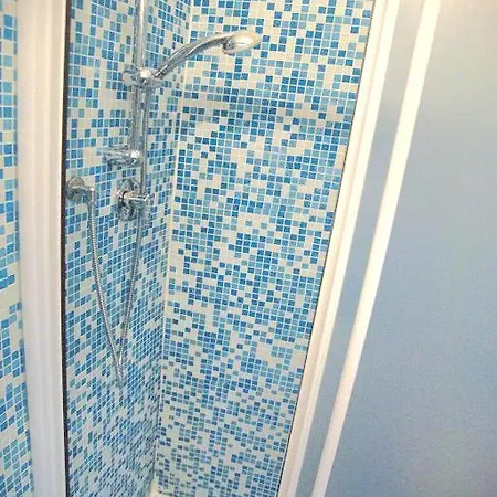 Annarita-mezza Plus- Inclusa ホテル 2*