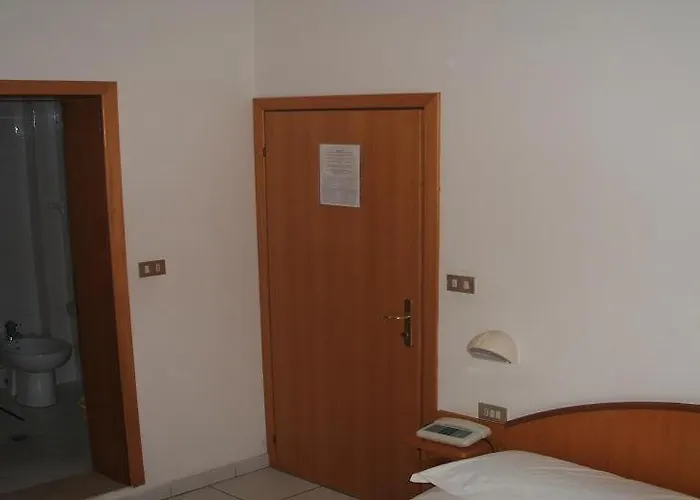 Annarita-mezza Plus- Inclusa Rimini